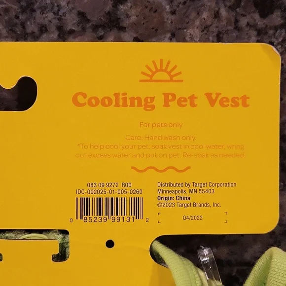 Sun Squad Cooling Pet VEst MEDIUM size zippered add water for cooling new w tags - Picture 8 of 8